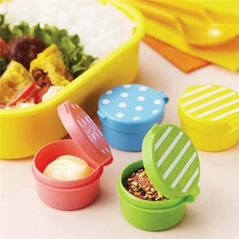Portable Salad Dressing Containers